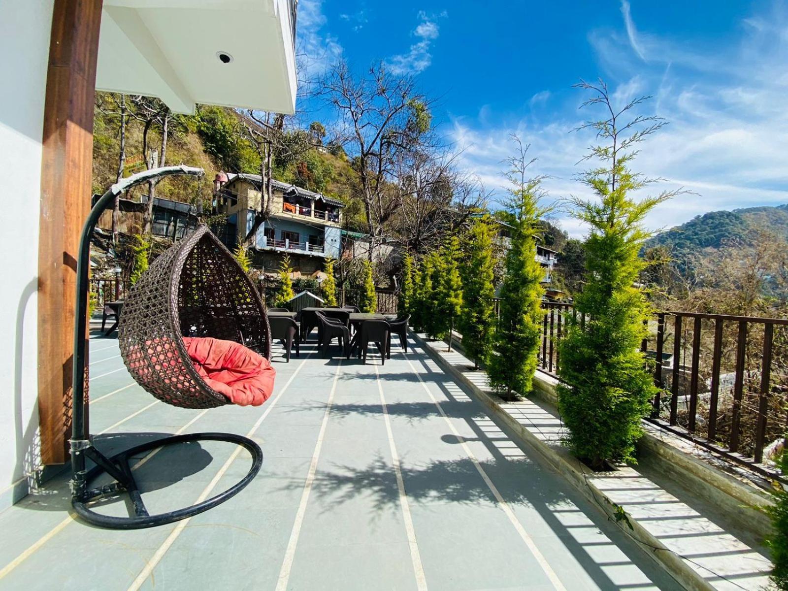 The Aesthetic Hotel & Restaurant Bhīm Tāl Eksteriør bilde