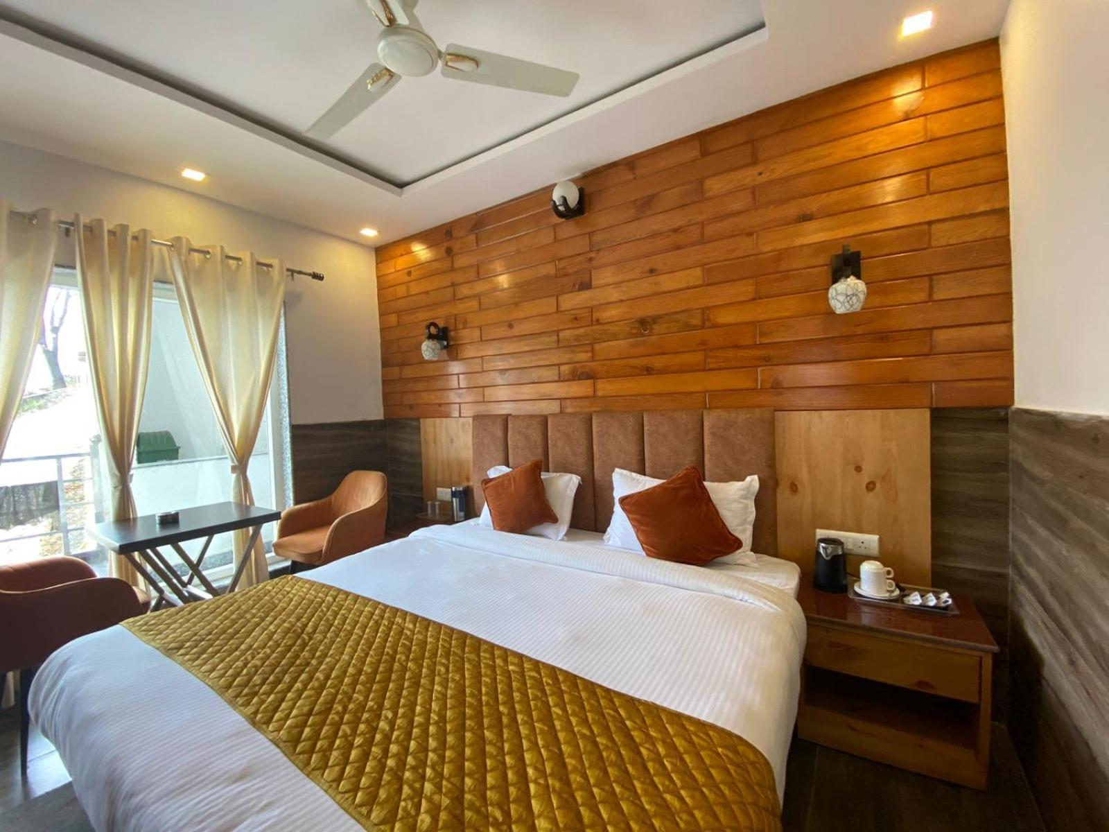 The Aesthetic Hotel & Restaurant Bhīm Tāl Eksteriør bilde