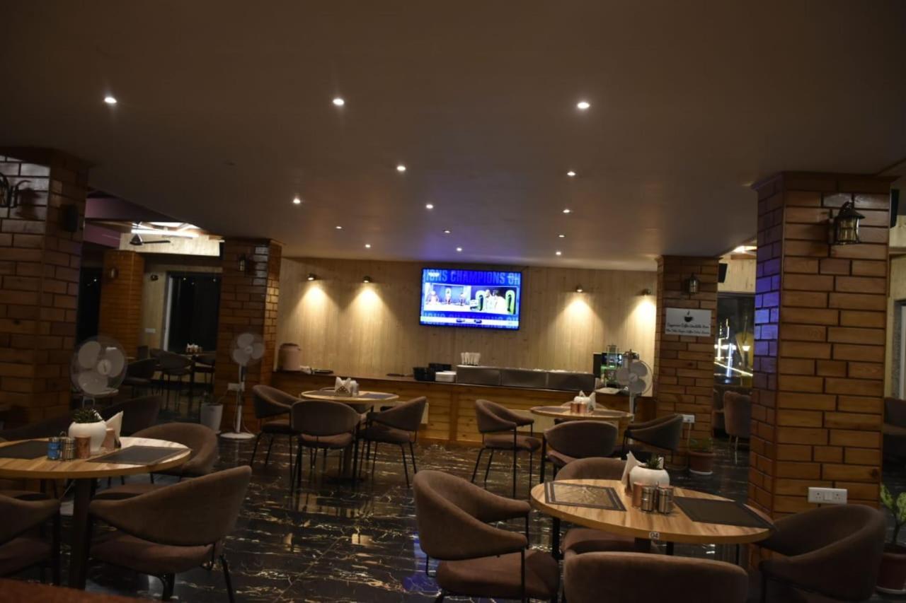 The Aesthetic Hotel & Restaurant Bhīm Tāl Eksteriør bilde