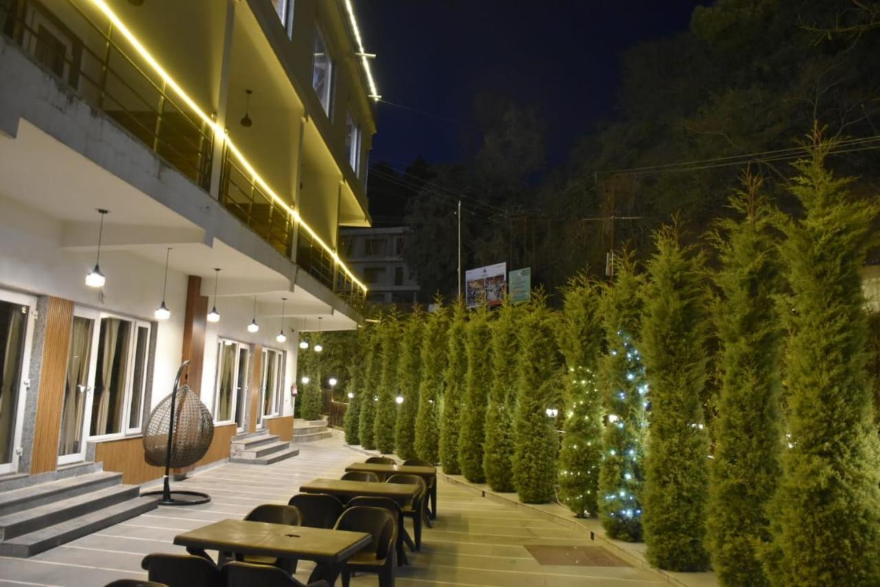 The Aesthetic Hotel & Restaurant Bhīm Tāl Eksteriør bilde