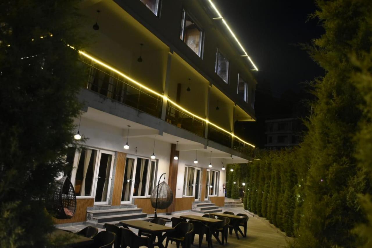 The Aesthetic Hotel & Restaurant Bhīm Tāl Eksteriør bilde