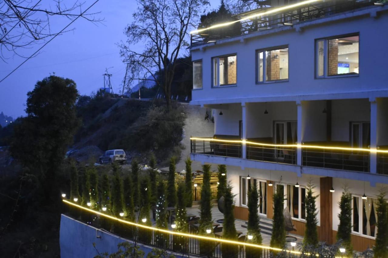 The Aesthetic Hotel & Restaurant Bhīm Tāl Eksteriør bilde